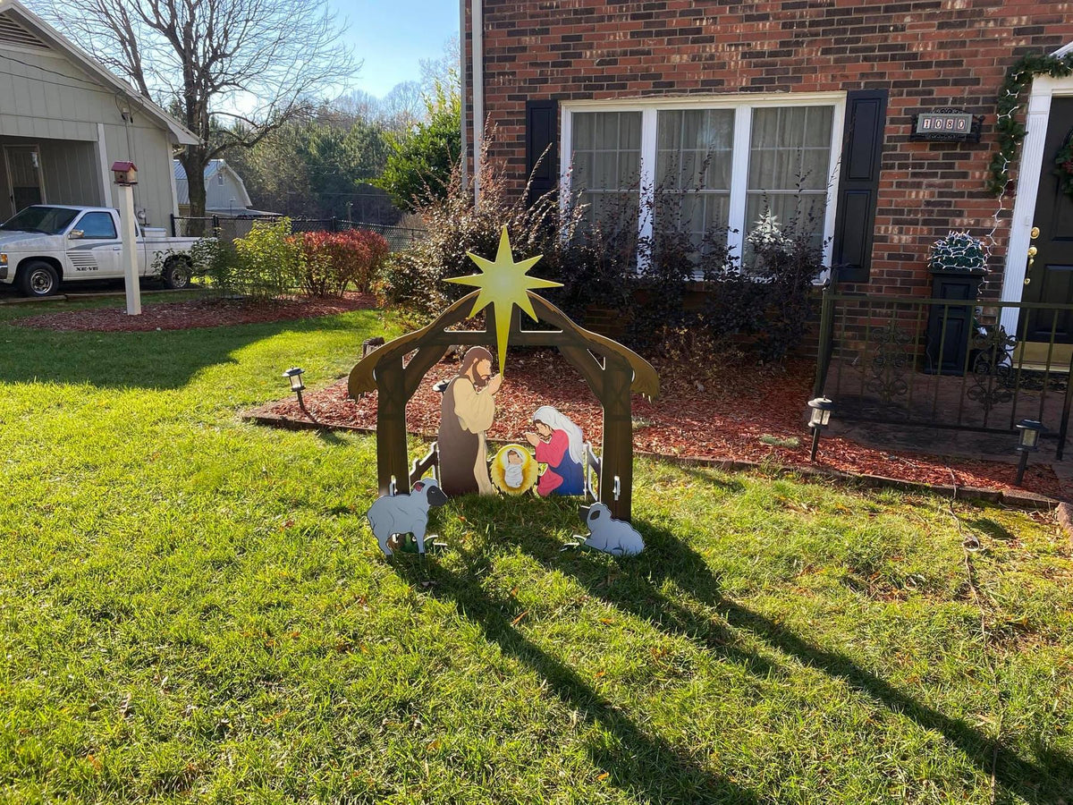 Outdoor Nativity Scene - Weatherproof Plastic Christmas Garden Decoration, 2 Sizes