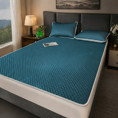 Foldable Cooling Sleep Mat with Soft Breathable Waffle Texture for Single and Double Beds in Summer