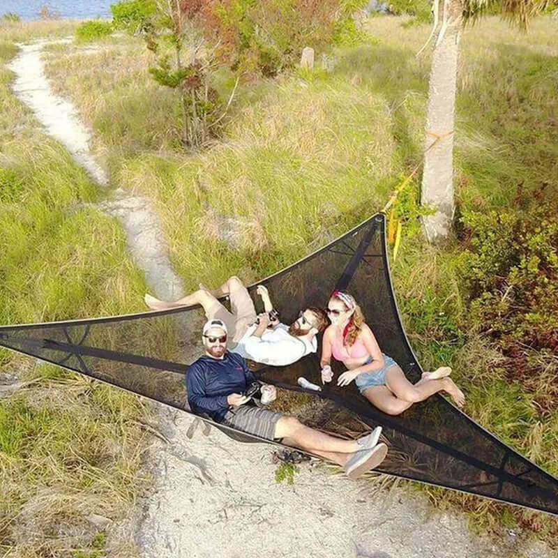 Triangular Multi-Person Hammock with 3-Point Suspension System for Outdoor Lounging