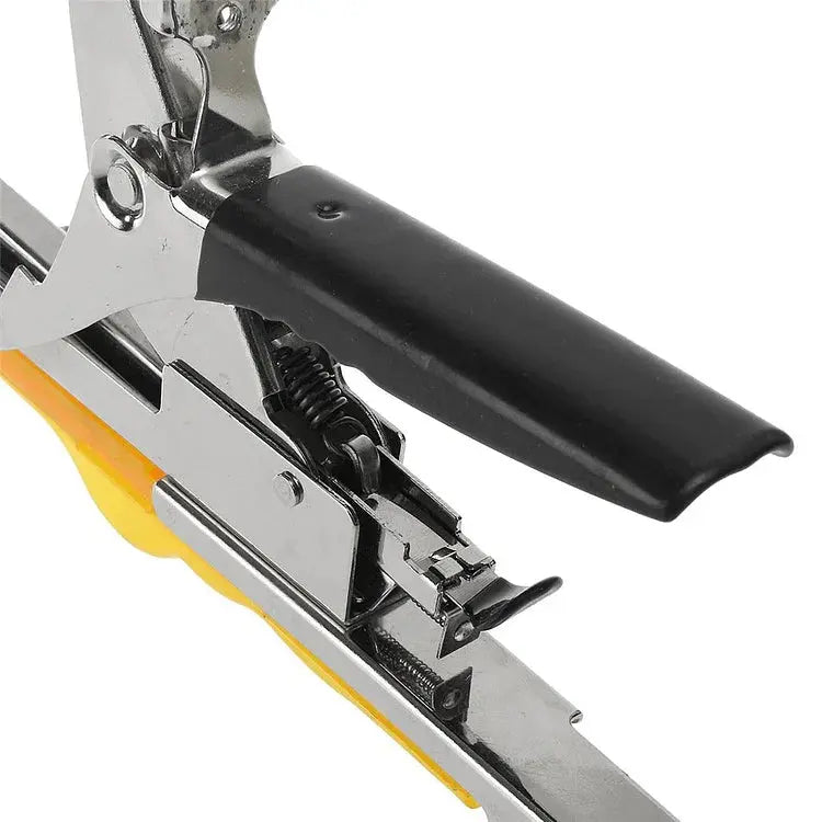 One-Handed Plant Tying Tool for Gentle Fastening of Tomatoes and Climbing Plants