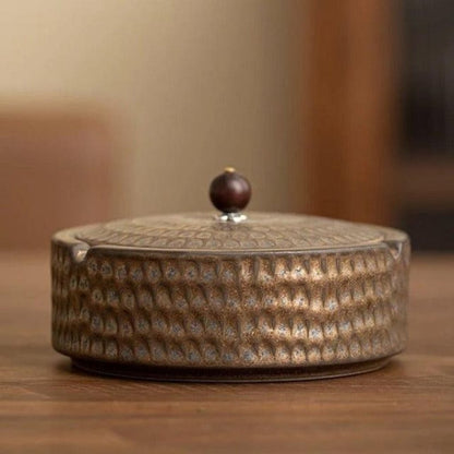 CalmNest Minimalist Ceramic Ashtray With Wooden Lid