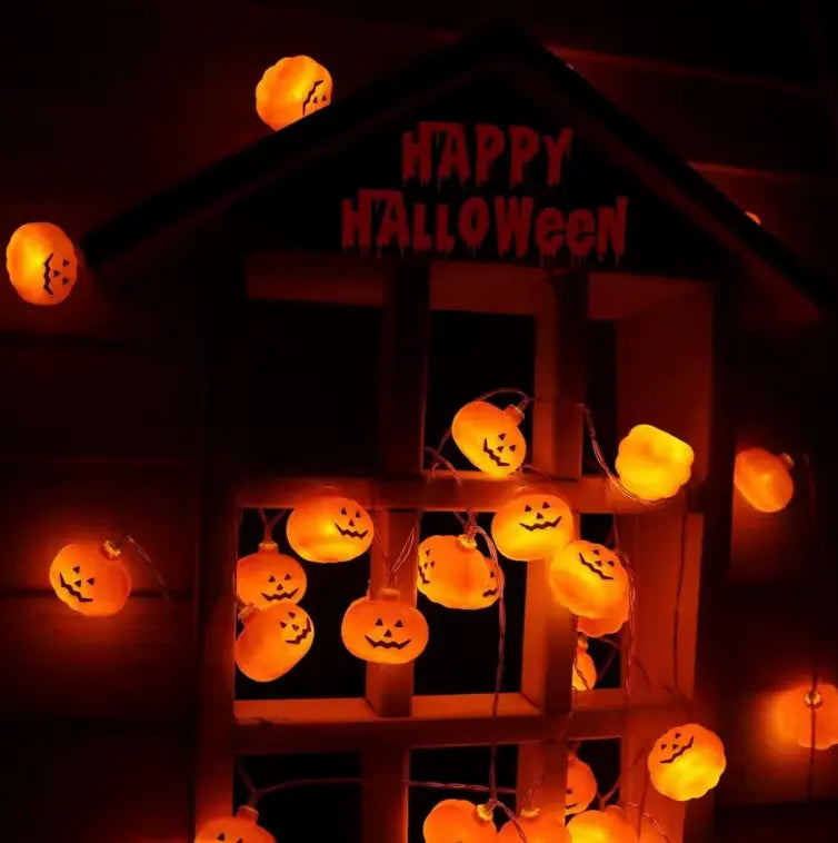 Pumpkin String Lights, Battery Operated Halloween LED Fairy Lights, Warm Yellow, 1.5 m or 3 m Length