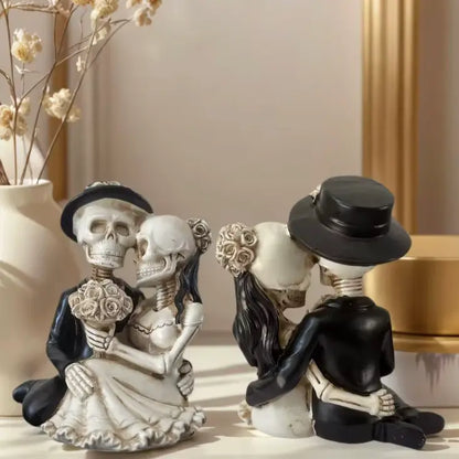Embracing Skeleton Couple Figurine, Hand Painted Resin Gothic Bride and Groom Statue and Cake Topper
