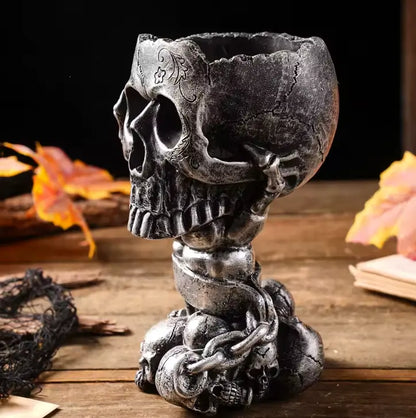 Skeleton Hand Skull Vase, Gothic Resin Planter with Skulls and Chains for Flowers and Succulents