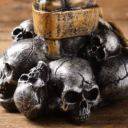 Skeleton Hand Skull Vase, Gothic Resin Planter with Skulls and Chains for Flowers and Succulents