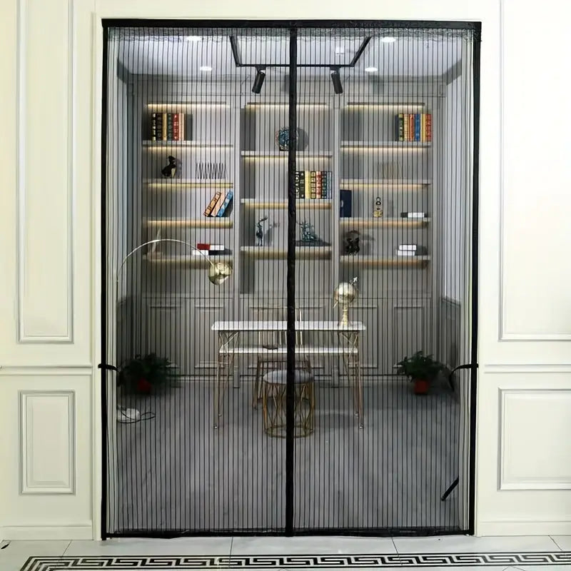 Magnetic Fly Screen Door with Automatic Closing and Tool-Free Velcro Installation