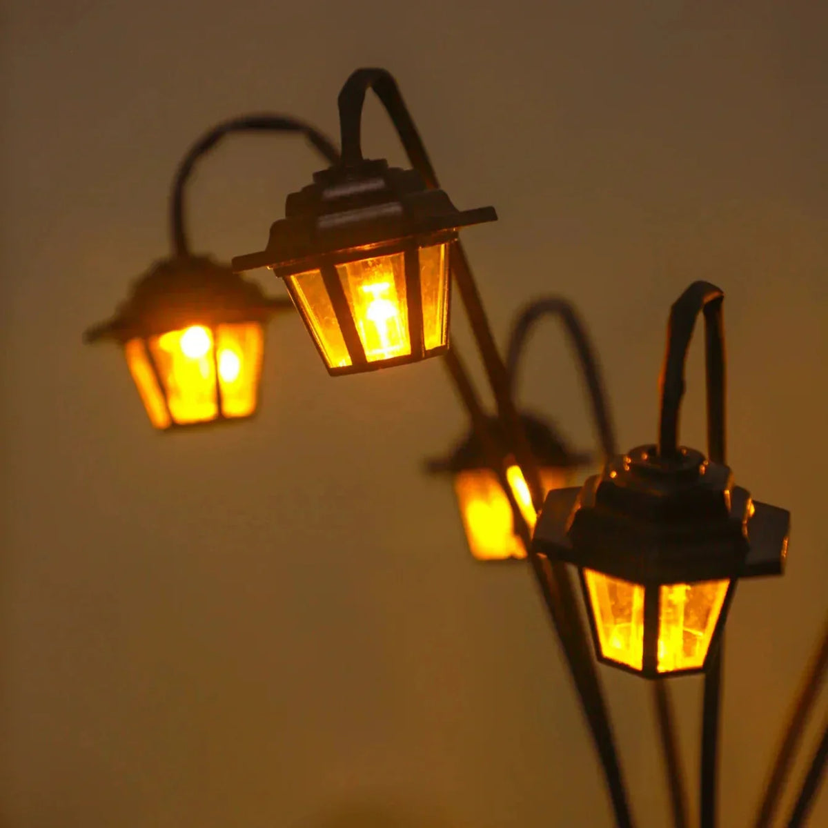 Solar Garden Lantern with Automatic Twilight Sensor and Weatherproof Retro Design