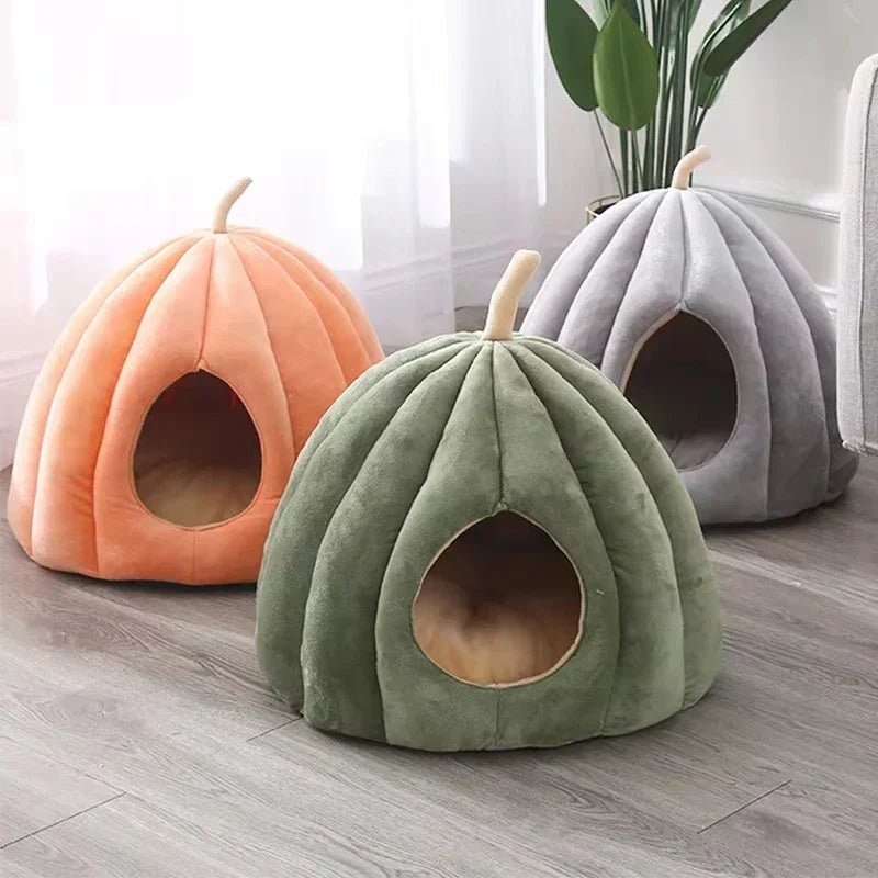 Pumpkin Shaped Closed Cat Bed Cosy Cat Cave with Removable Cushion Soft Padded Hideaway Pet Bed