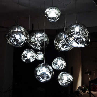 Modern LED Pendant Light in Metal and PVC, Minimalist Ceiling Light for Kitchens and Dining Rooms