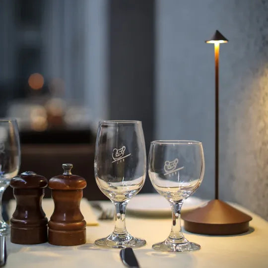 Wireless Dimmable LED Lamp with Rechargeable Battery and Touch Control Operation