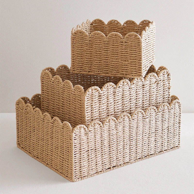 Natural Scalloped Wicker Storage Basket in Small, Medium and Large, Lightweight Woven Home Organiser