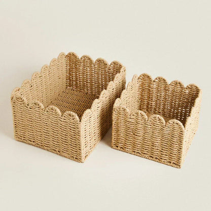 Natural Scalloped Wicker Storage Basket in Small, Medium and Large, Lightweight Woven Home Organiser