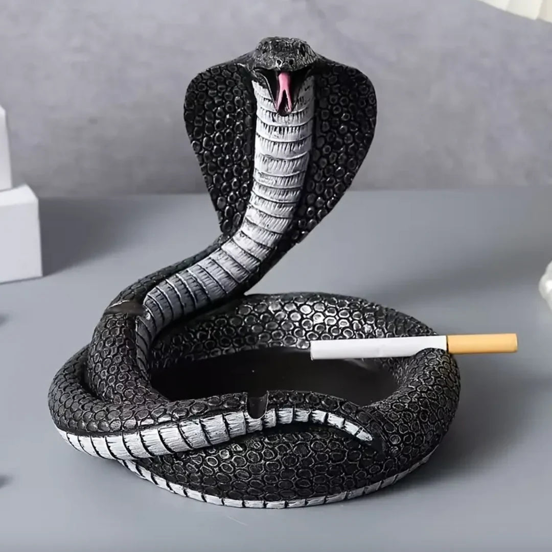 Cobra Snake Ashtray, Hand Painted Resin Gothic Serpent Trinket Dish in 3 Colours, 10.5 cm Diameter