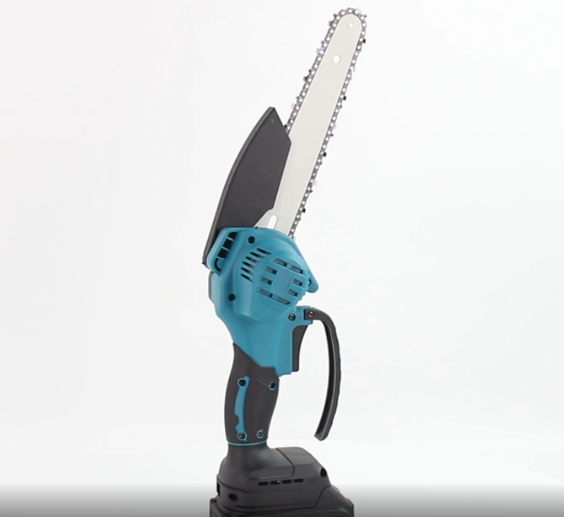 Cordless Battery Chainsaw with Ergonomic One-Handed Grip for Tree & Garden Pruning