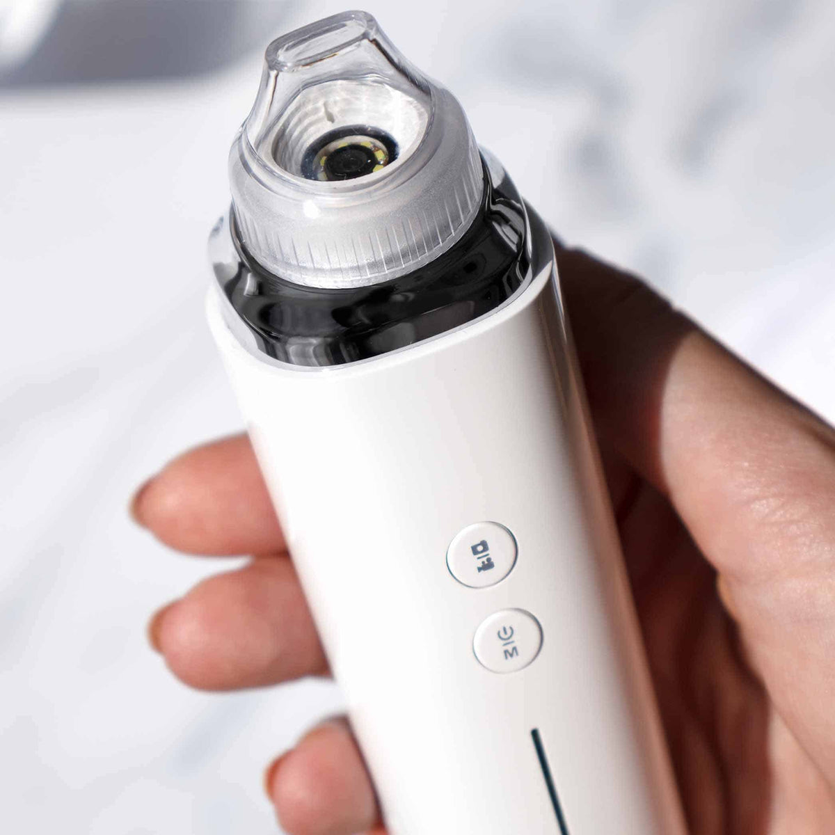 Blackhead Remover Pore Vacuum with HD Camera and App, 3 Suction Levels and 6 Interchangeable Tips