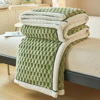 Cozy Bubble Fleece Throw Blanket - Soft Sherpa Blanket for All-Season Comfort