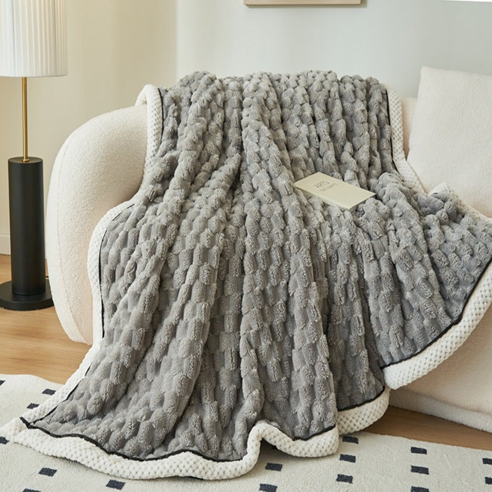 Cozy Bubble Fleece Throw Blanket - Soft Sherpa Blanket for All-Season Comfort