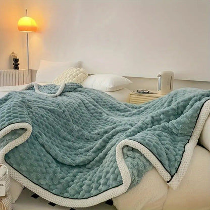 Cozy Bubble Fleece Throw Blanket - Soft Sherpa Blanket for All-Season Comfort