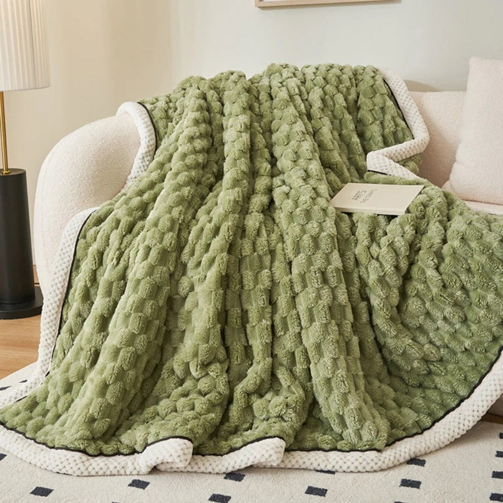 Cozy Bubble Fleece Throw Blanket - Soft Sherpa Blanket for All-Season Comfort