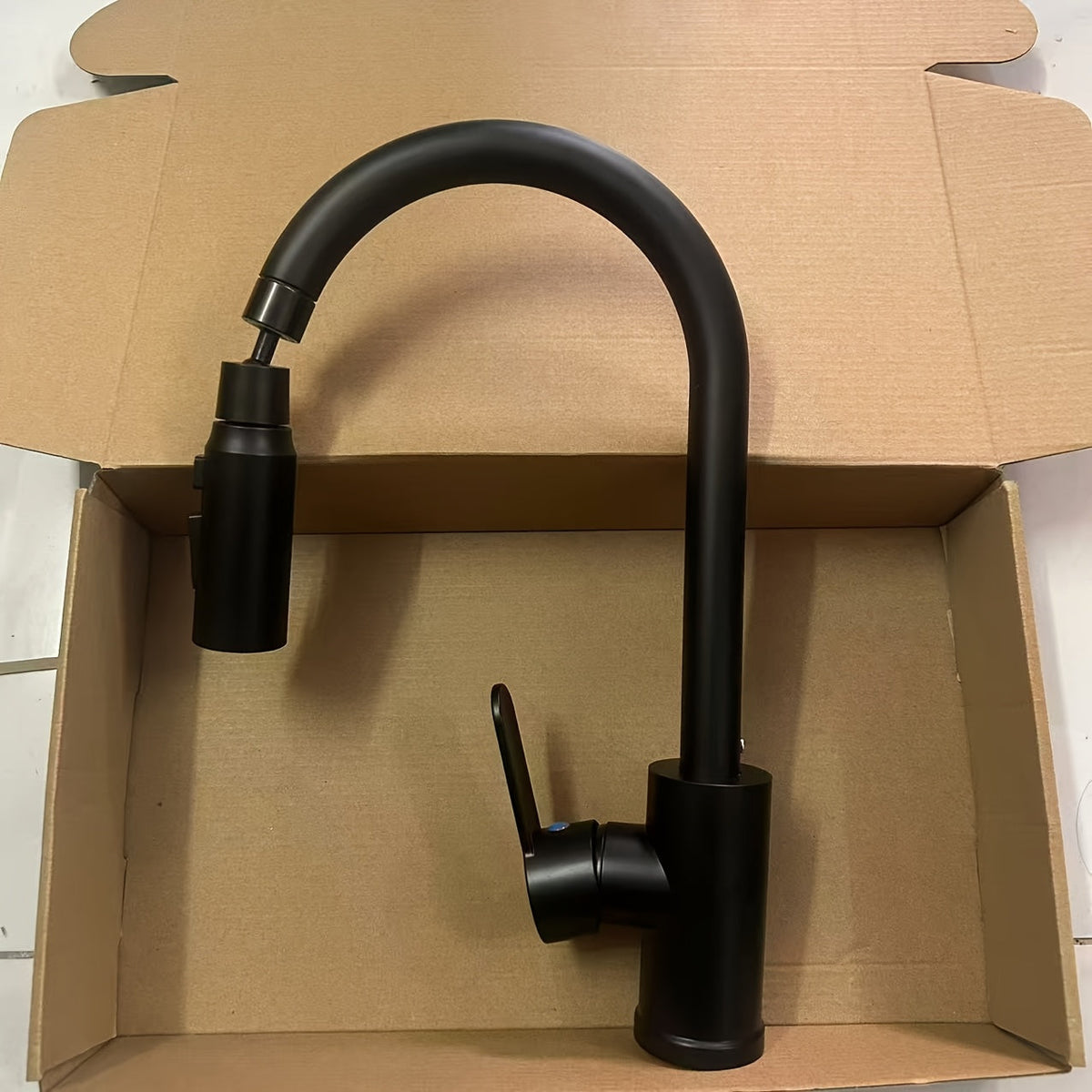 Kitchen Mixer Tap with 360 Degree Swivel Spout, Corrosion Resistant Sink Tap for Everyday Kitchens