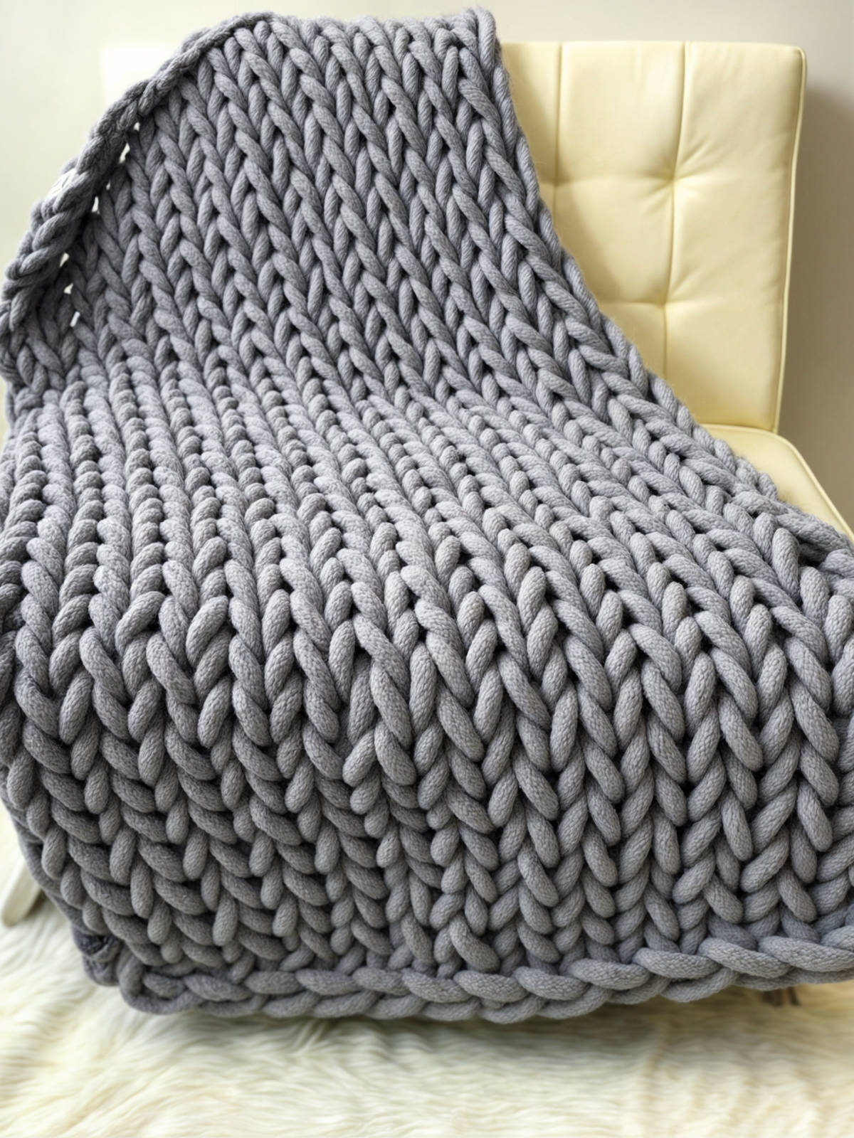 Handmade Chunky Knitted Throw Blanket - Soft Hypoallergenic Microfiber, 6 Colors