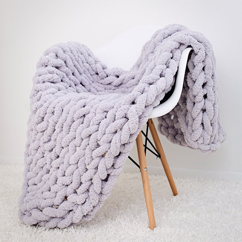 Handmade Chunky Knitted Throw Blanket - Soft Hypoallergenic Microfiber, 6 Colors
