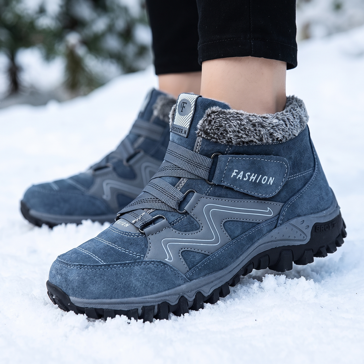 Women's winter boots - Blue - lifestyle
