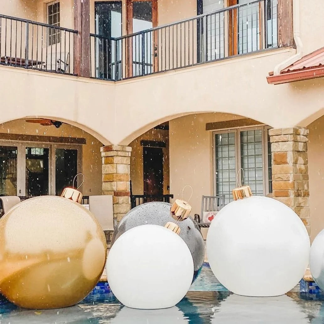 Inflatable Christmas Ball Decoration 17.7 Inch Hanging Indoor Outdoor Holiday Sphere Eight Colours