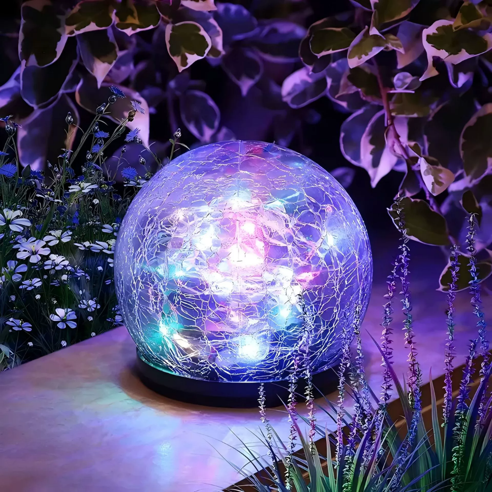 Crackle Glass Solar Orb Light