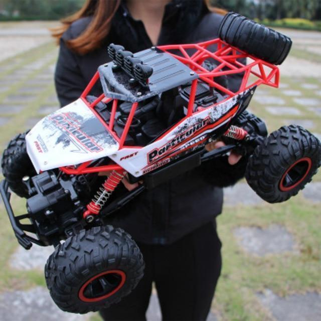 4x4 Rock Crawler Monster Truck RC Car with Shockproof Suspension and 2.4GHz Control