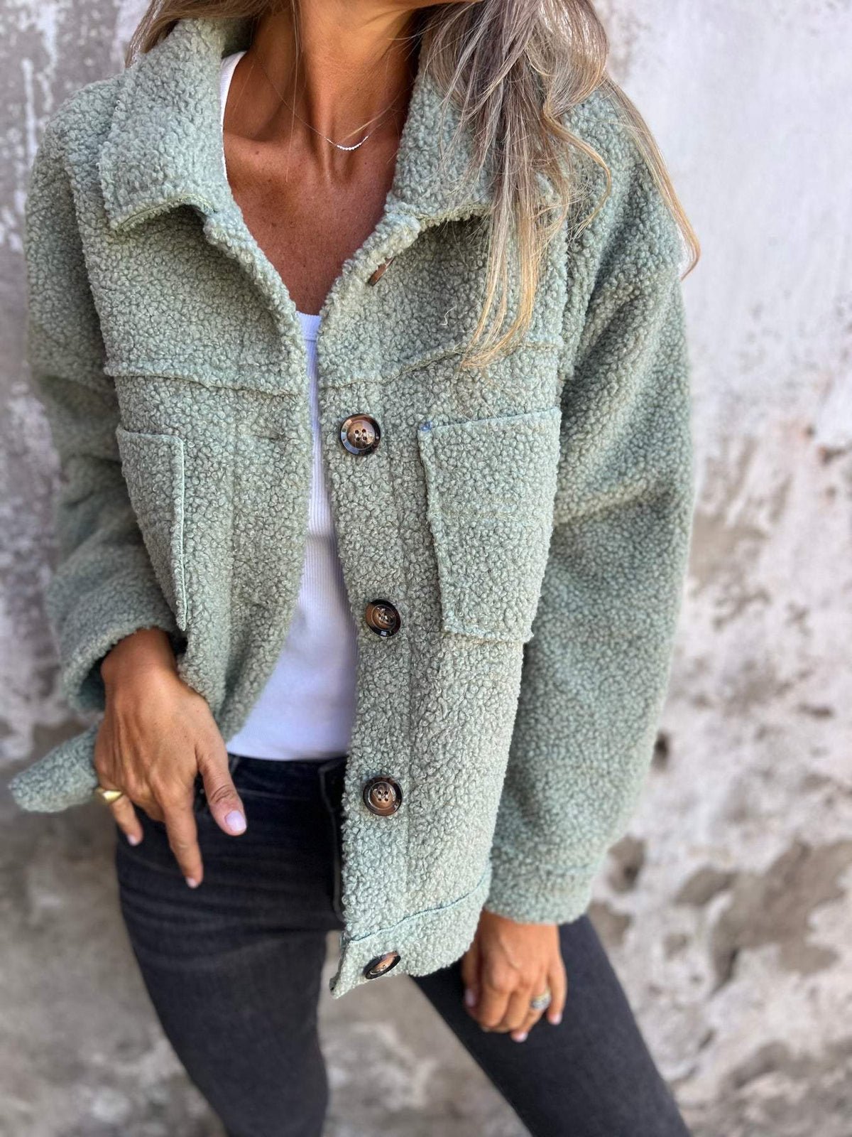 Plush Teddy Jacket for Women with Pockets - Soft, Cozy Fleece Layer, Relaxed Fit