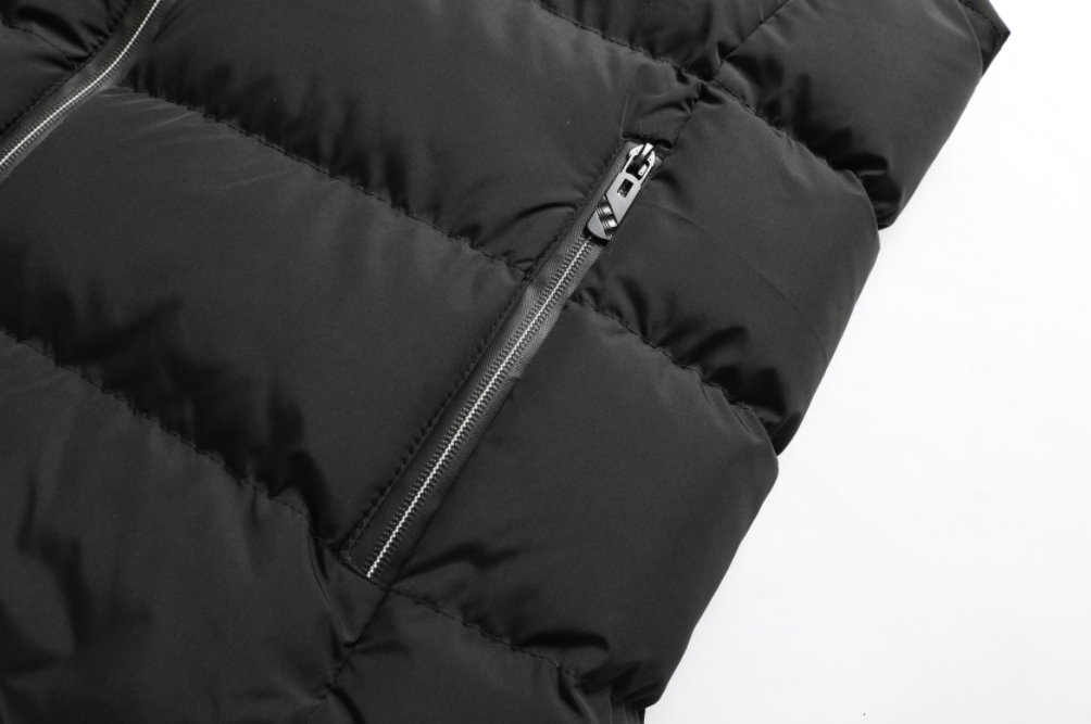 Heated Jacket with 6 Adjustable Heat Settings, Carbon Fiber Heating Zones & Windproof Nylon
